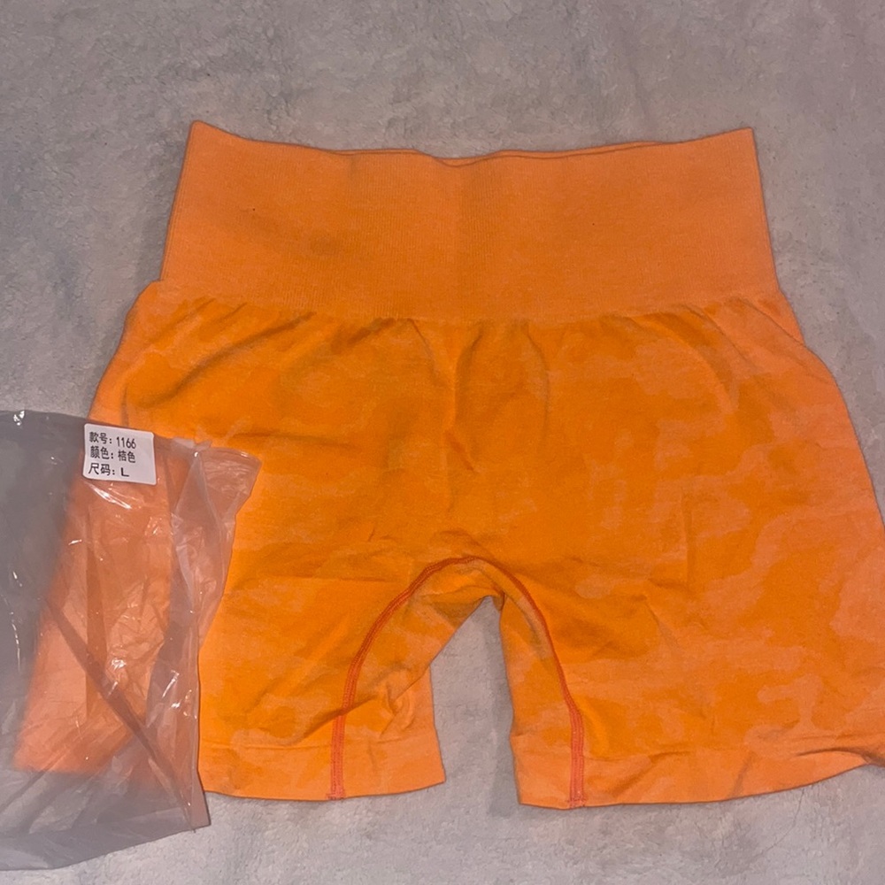 Brand new scrunch butt spandex